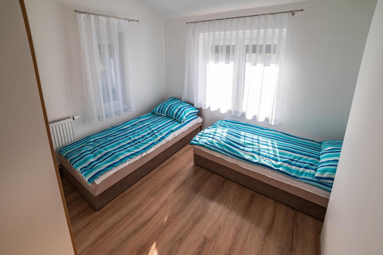Golden Beach Apartments Siófok Extérieur photo
